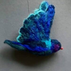 one of a kind vogeltje van vilt "guardian"